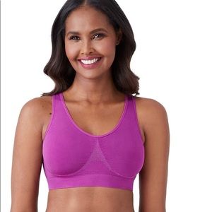 NEW WITH TAGS/ Wire free. Removable foam pads. No hook.
Smooth back. Wide straps